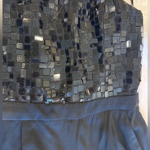 Alice + Olivia
Jeri black Sequin Embellished strapless Jumpsuit size 4 - Picture 11 of 16